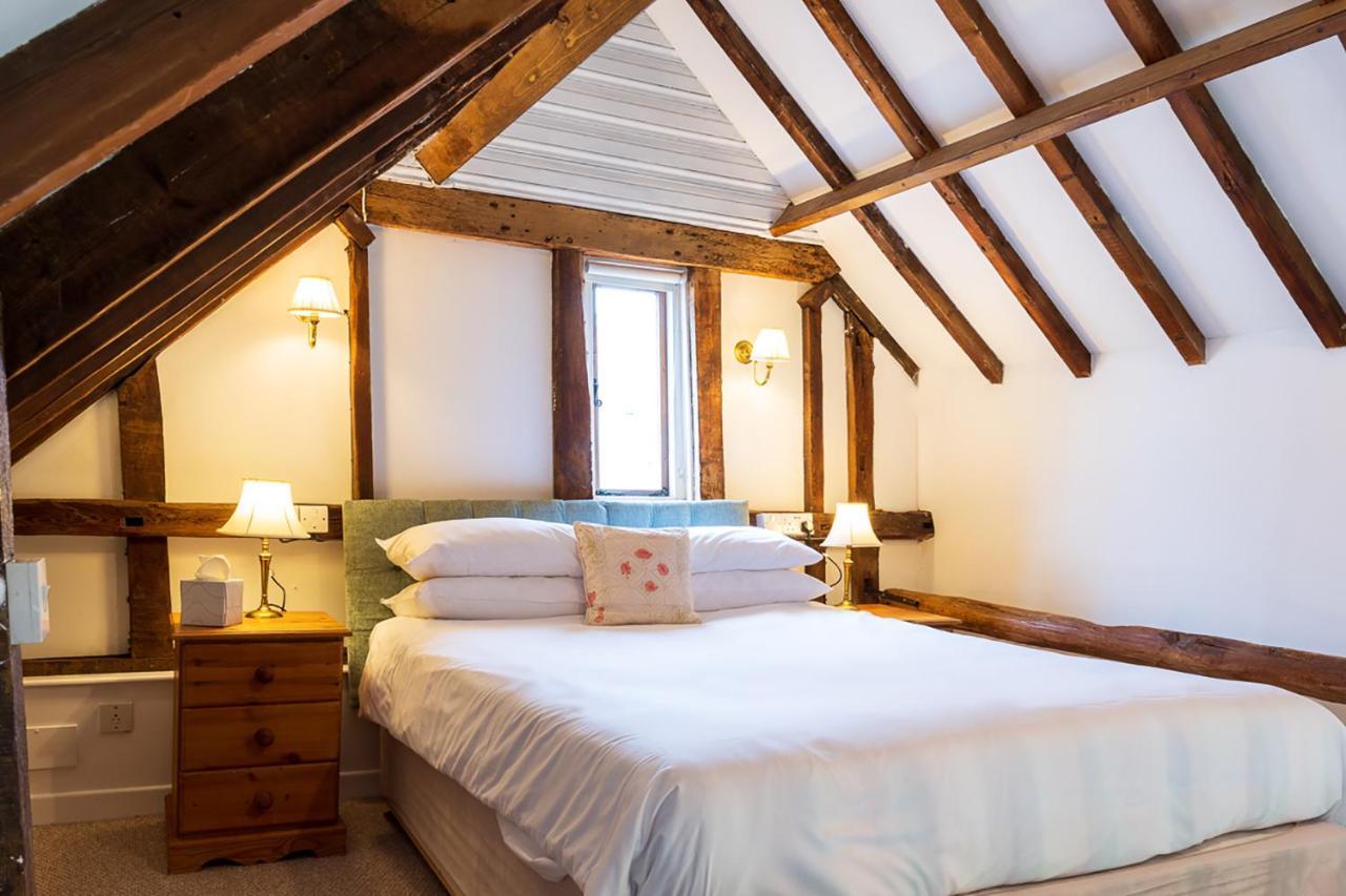 The Abbey Hotel & Apartments Bury St. Edmunds Esterno foto