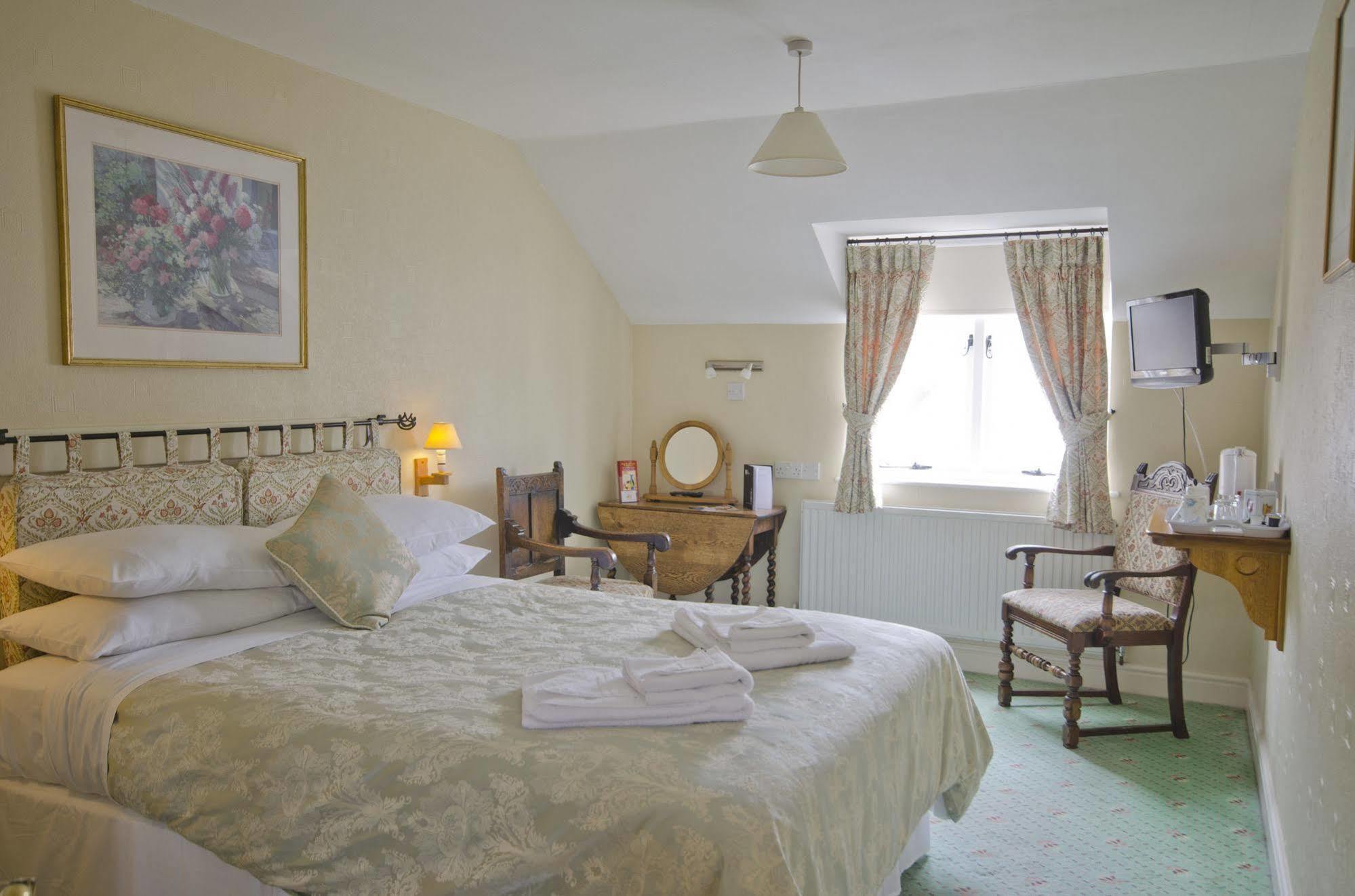 The Abbey Hotel & Apartments Bury St. Edmunds Esterno foto