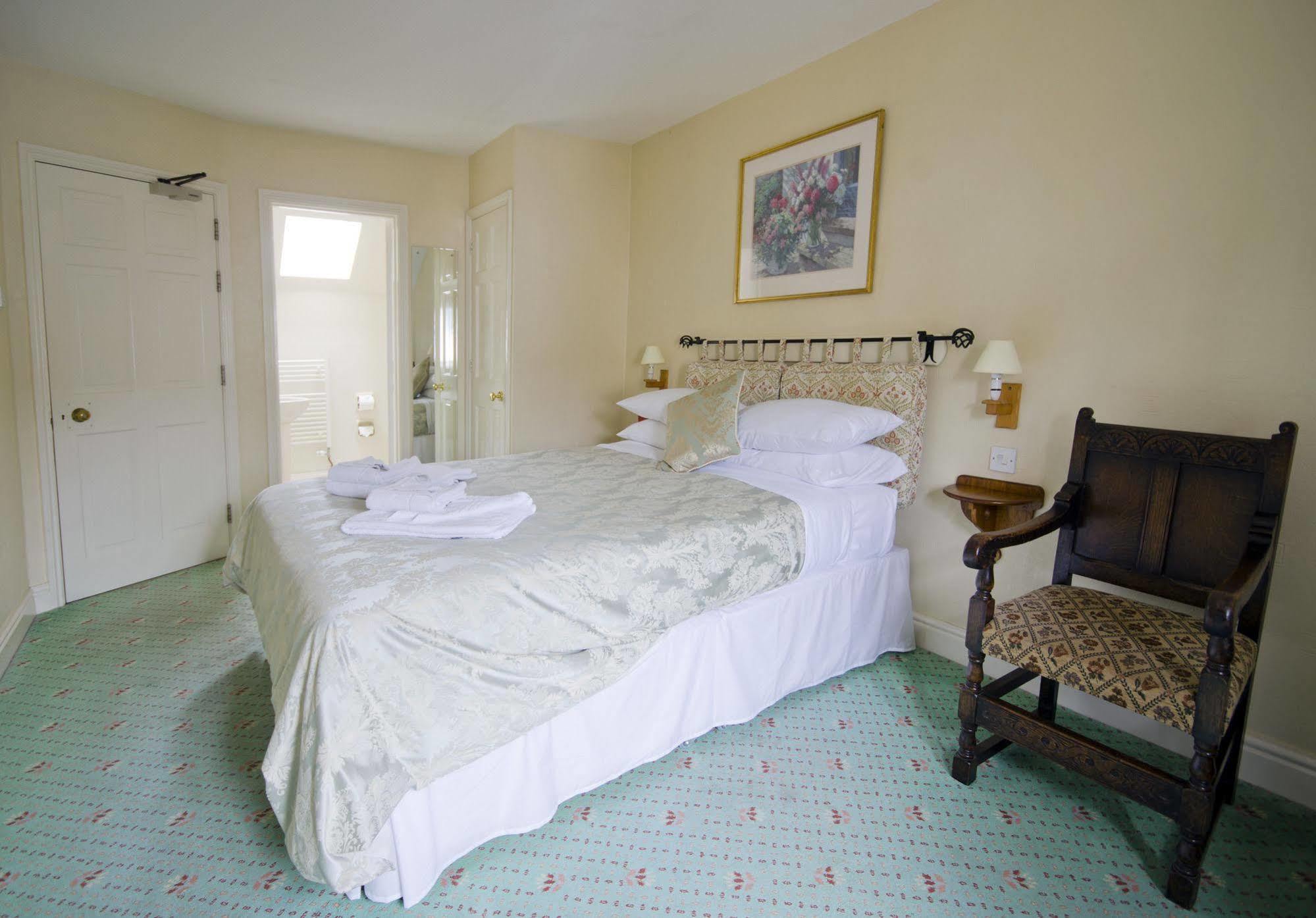 The Abbey Hotel & Apartments Bury St. Edmunds Esterno foto