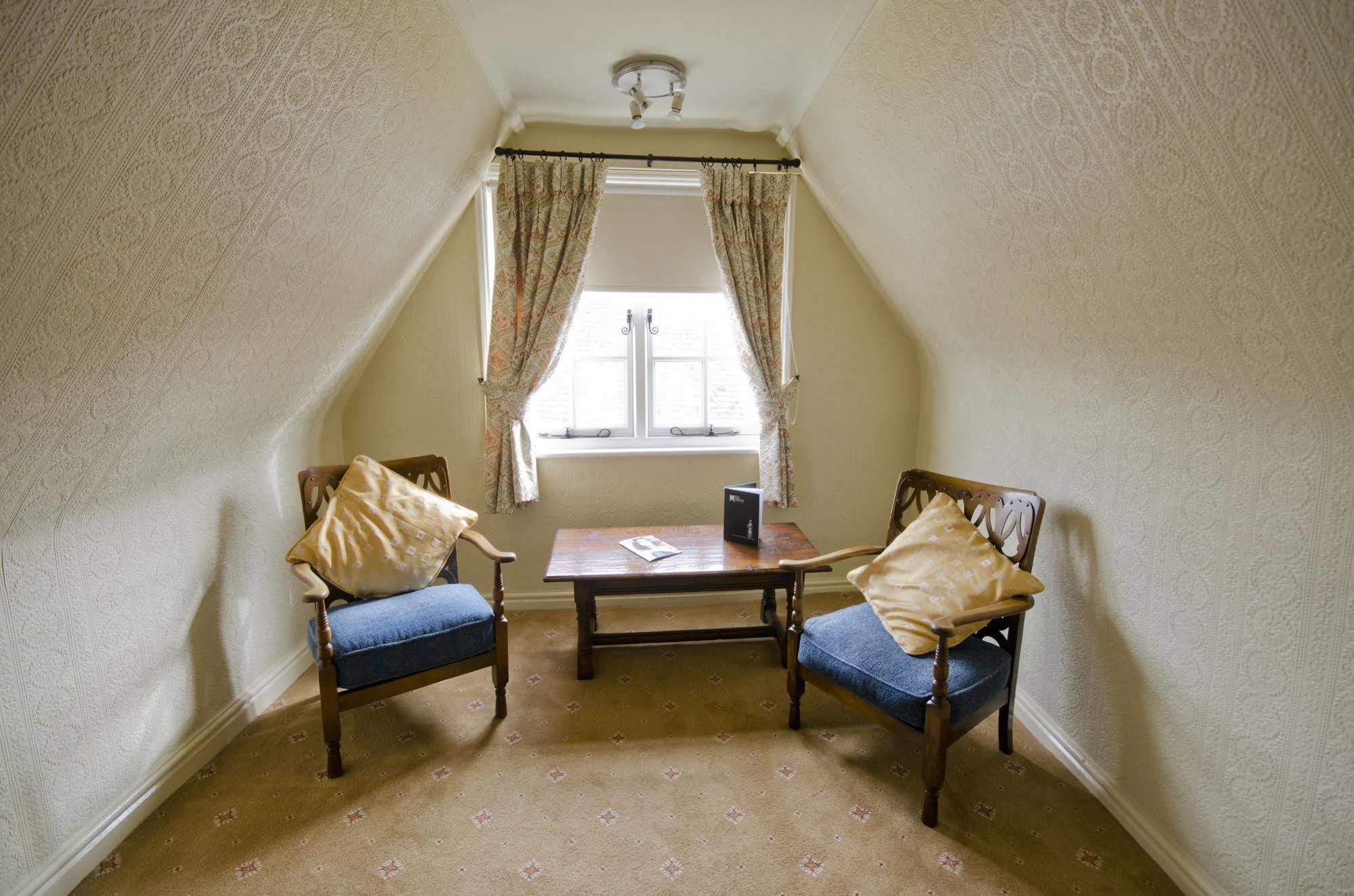 The Abbey Hotel & Apartments Bury St. Edmunds Esterno foto