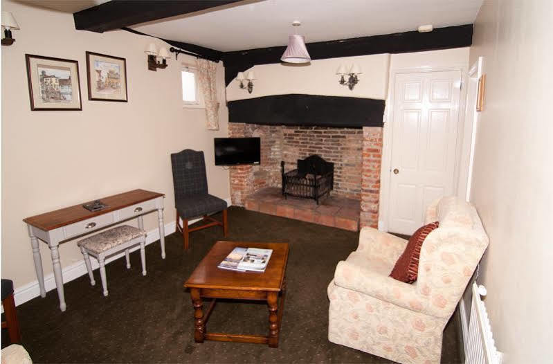 The Abbey Hotel & Apartments Bury St. Edmunds Esterno foto